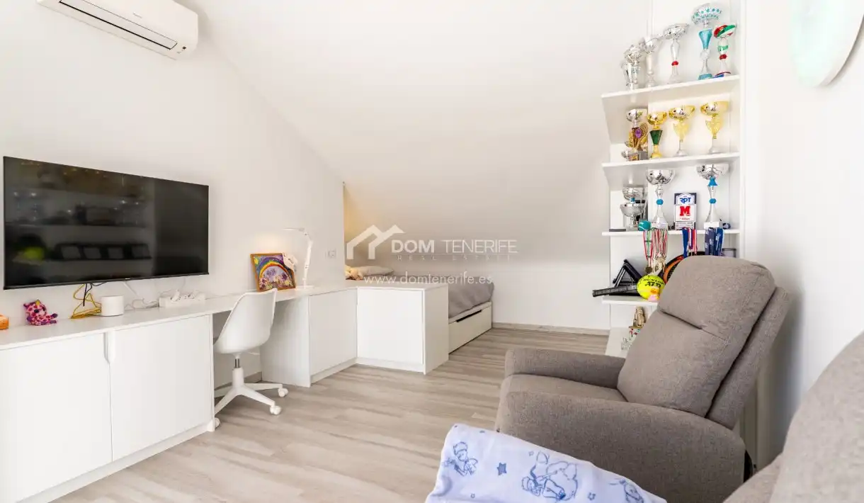 Habitación de Casa o chalet en venta en Arona con Aire acondicionado, Terraza y Trastero