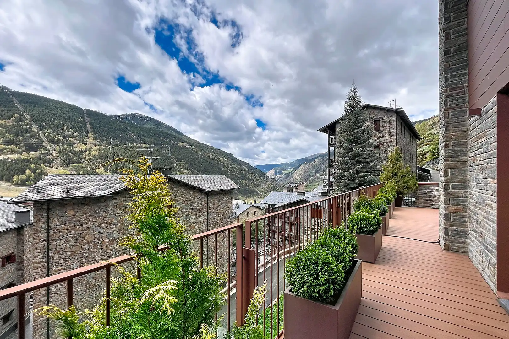 4-bedroom chalet for sale in El Tarter, Canillo · 14 of 60