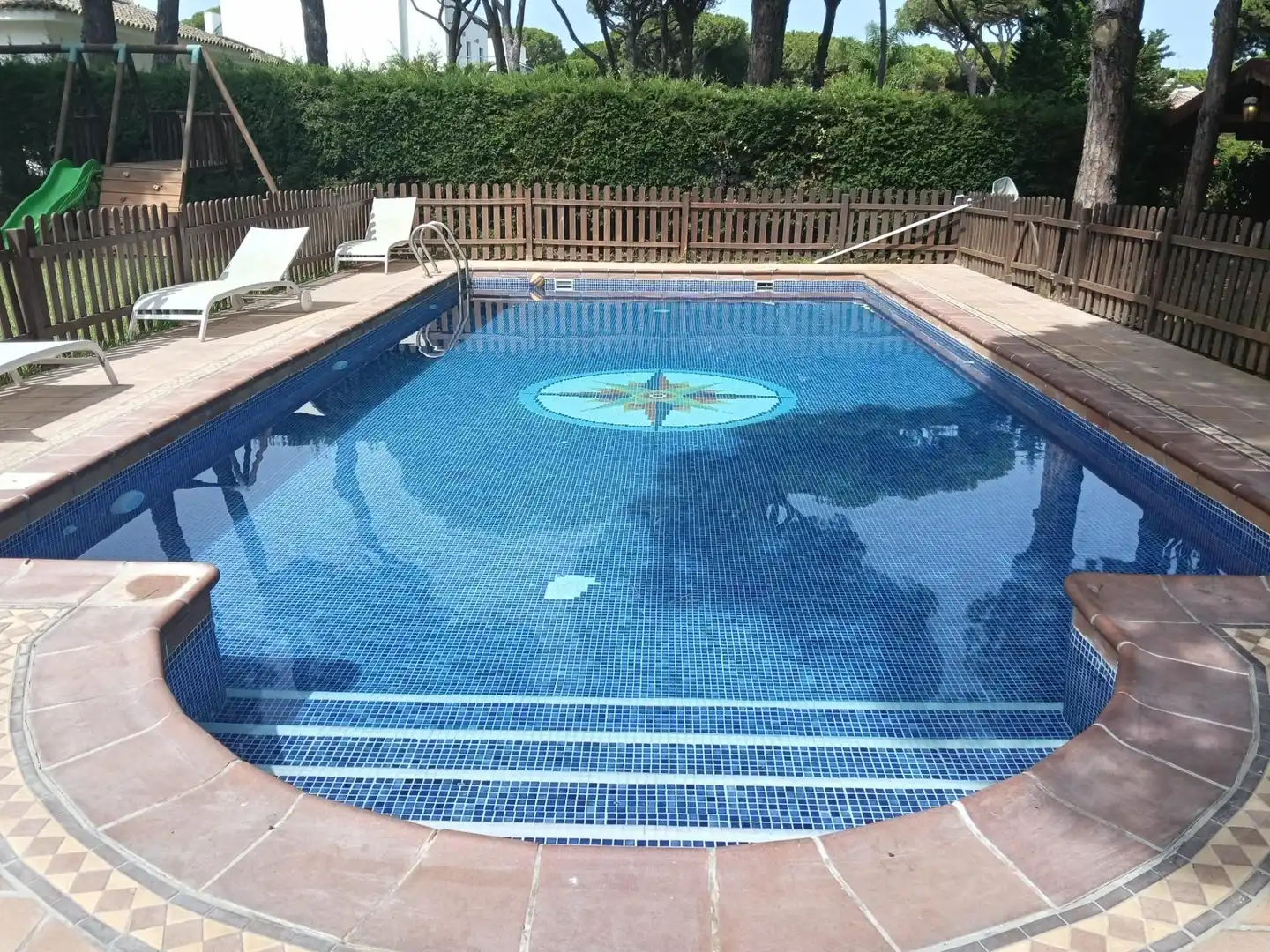 Piscina de Casa o xalet en venda en Conil de la Frontera amb Aire condicionat, Jardí privat i Terrassa