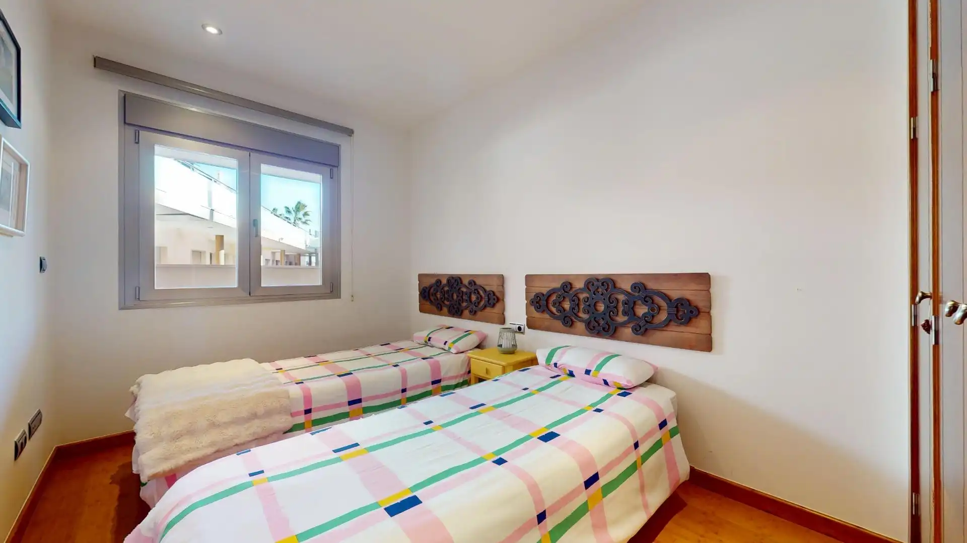 Dormitori de Casa adosada en venda en Pilar de la Horadada amb Aire condicionat, Jardí privat i Parquet