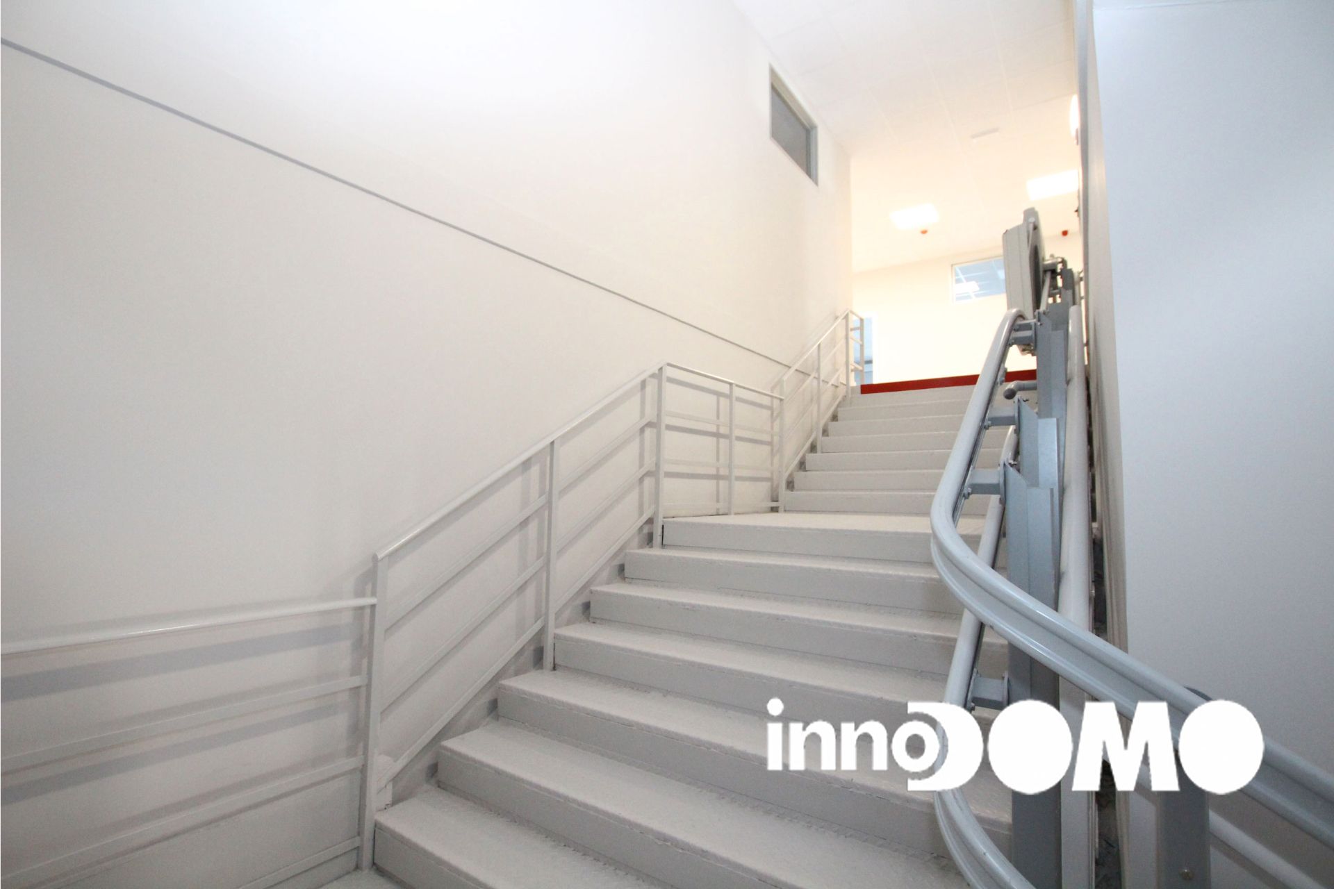 Premises to rent in Parla  with Air Conditioner, Heating and Home automation