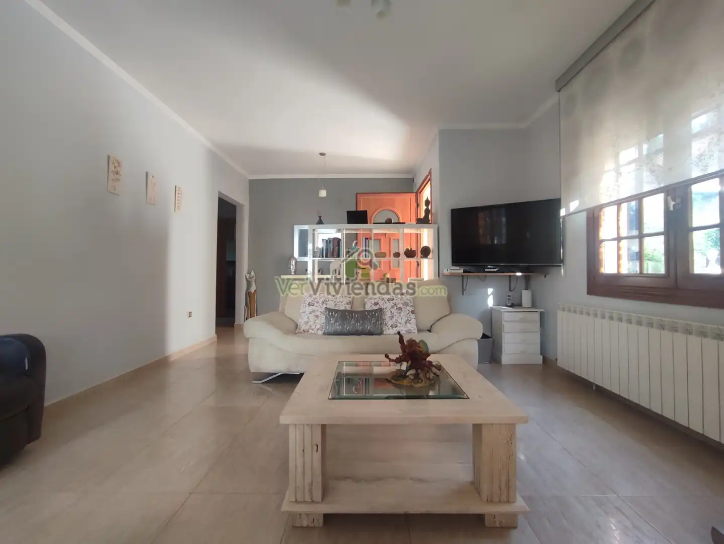 Sala de estar de Casa o chalet en venta en Vallirana con Aire acondicionado, Calefacción y Jardín privado