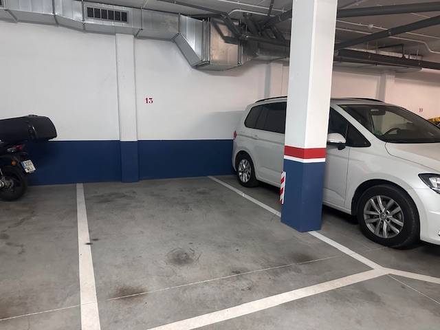 Garaje en Alquiler en Carrer del Coronel Sanfeliu en El Clot