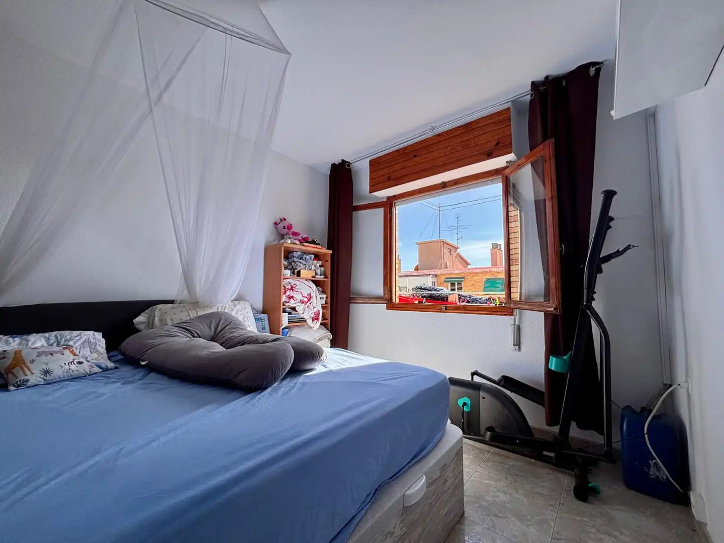Schlafzimmer von Wohnung zum Verkauf in Alicante / Alacant mit Klimaanlage, Möbliert und Ofen