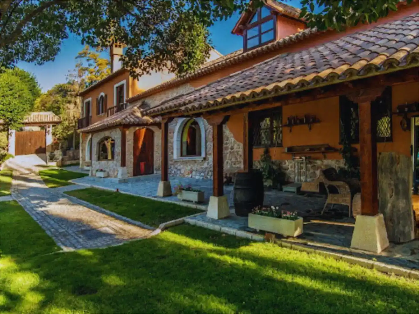Piso en venta en Carabaña con Jardín privado, Piscina y Amueblado