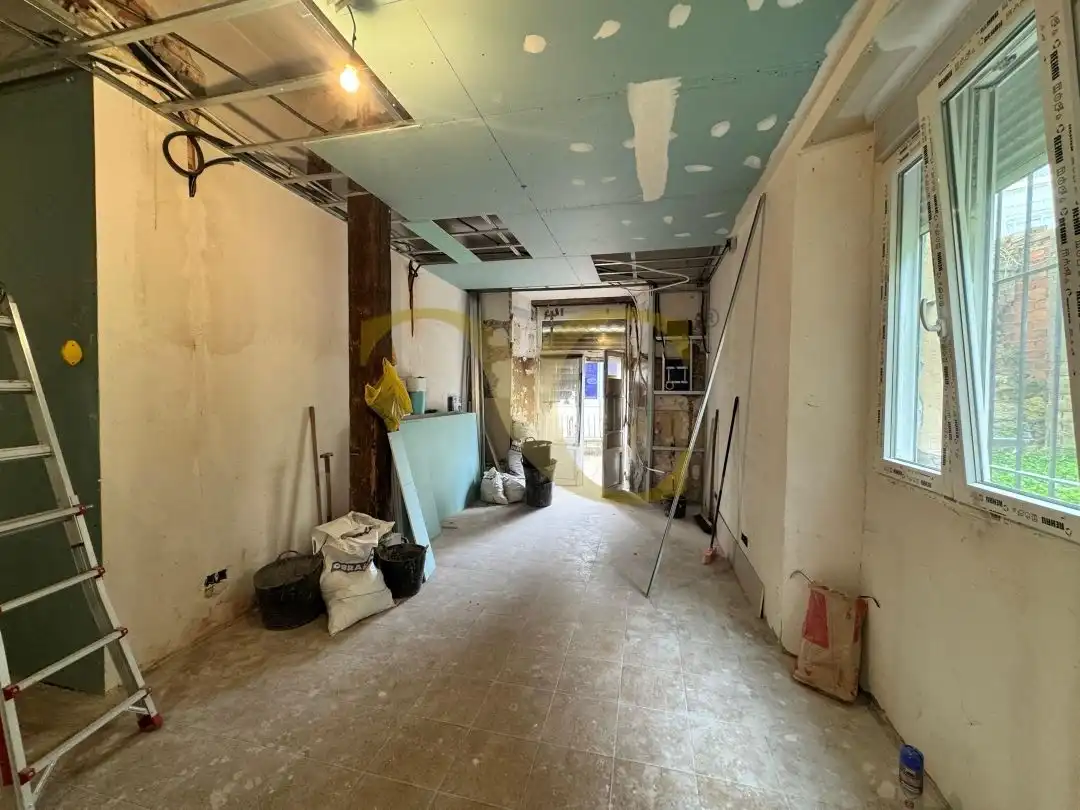 Commercial properties for rent in Santander