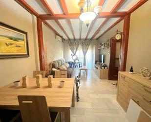 Living room of Flat for sale in Alcalá de Guadaira  with Air Conditioner and Terrace