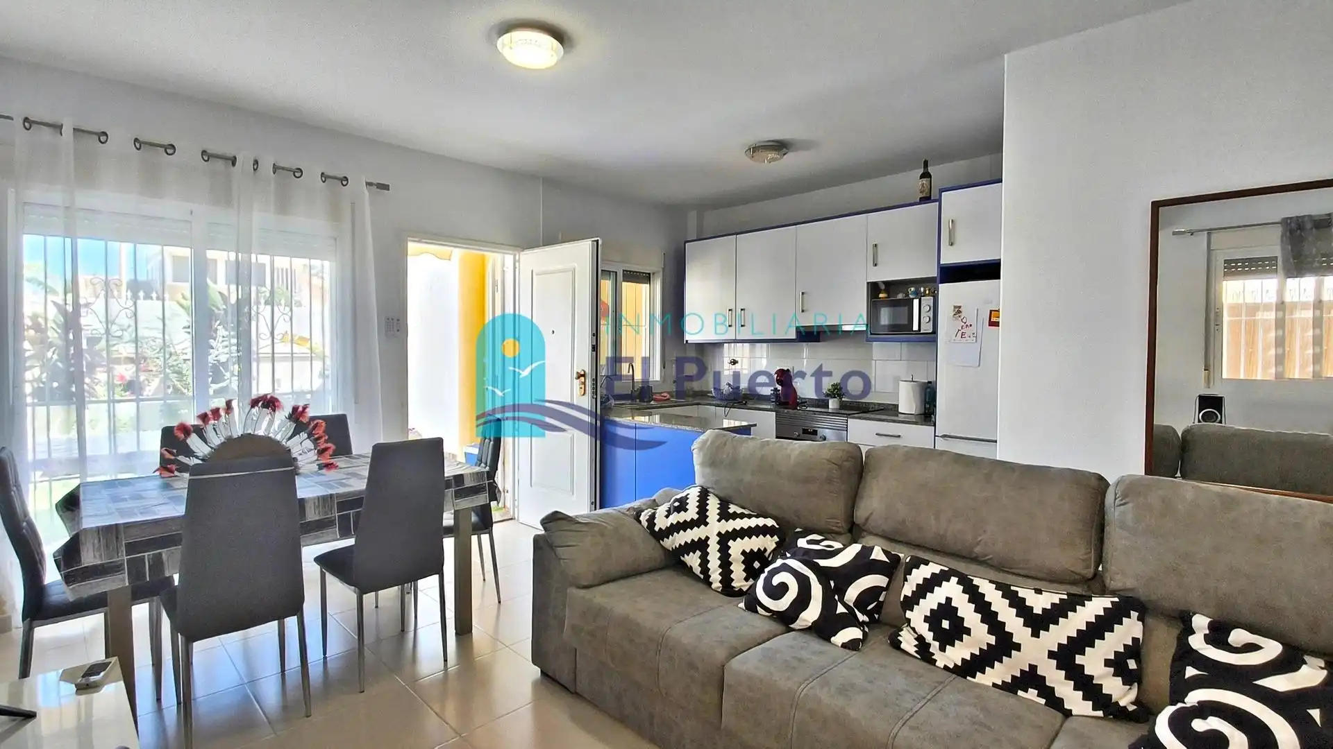 Sala de estar de Piso en venta en Mazarrón con Aire acondicionado, Calefacción y Jardín privado