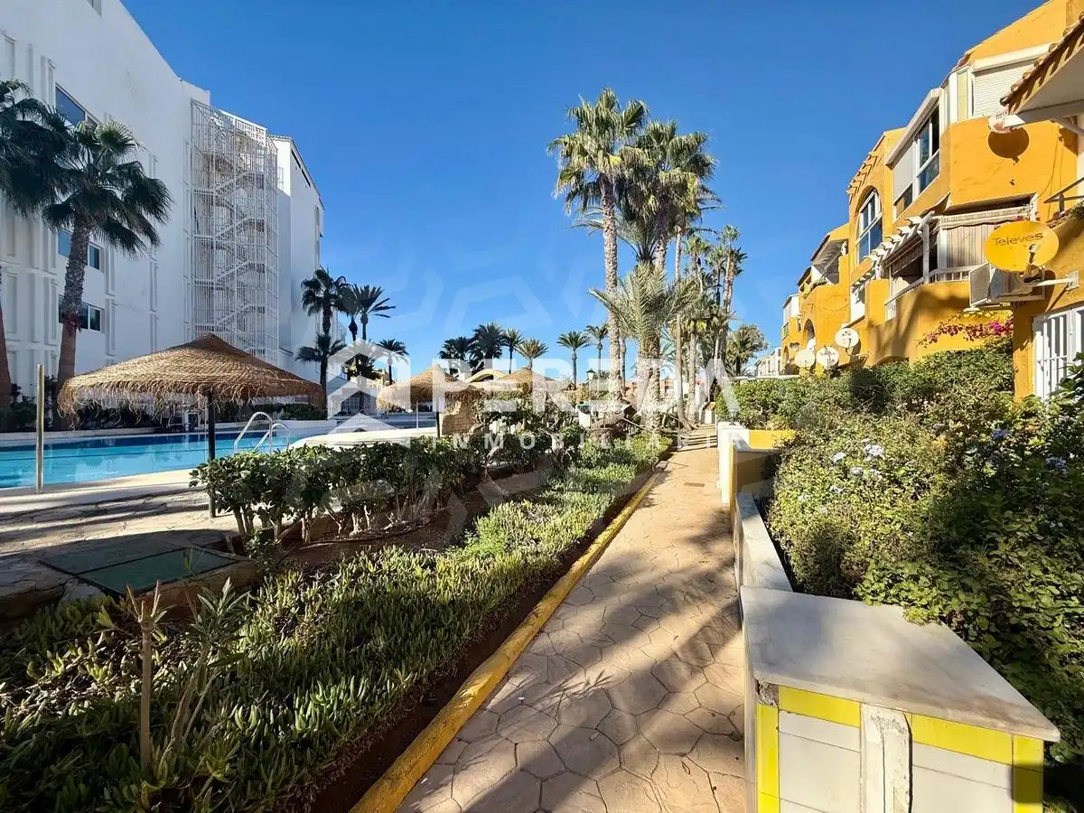 Exterior view of Apartments for sale in Roquetas de Mar  with Terrace and Community pool