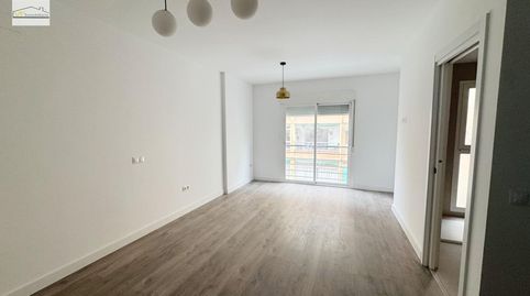 Foto 5 de Piso en venta en Los Castillejos - La Trinidad, Málaga Capital