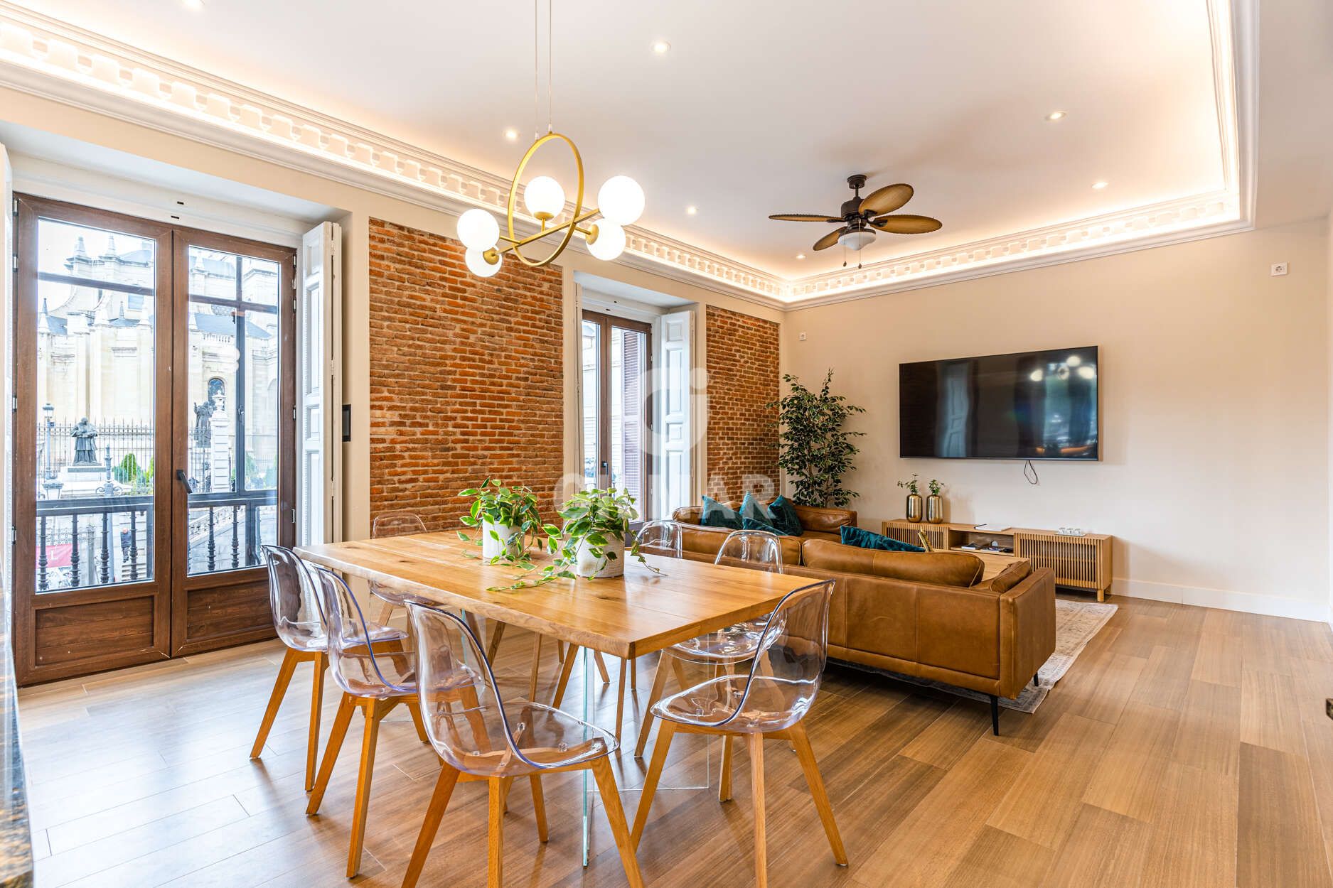 Menjador de Pis en venda en Alcalá de Henares amb Calefacció