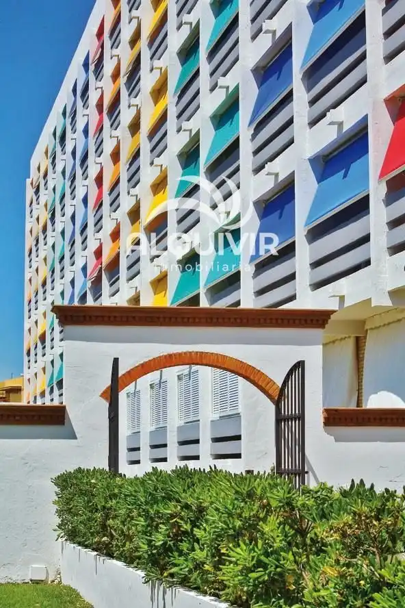 Vista exterior de Pis en venda en Almonte amb Aire condicionat, Terrassa i Piscina