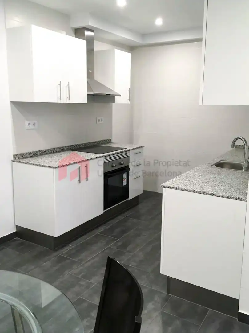 Local comercial en venda a Sants - Montjuïc, imagen 25