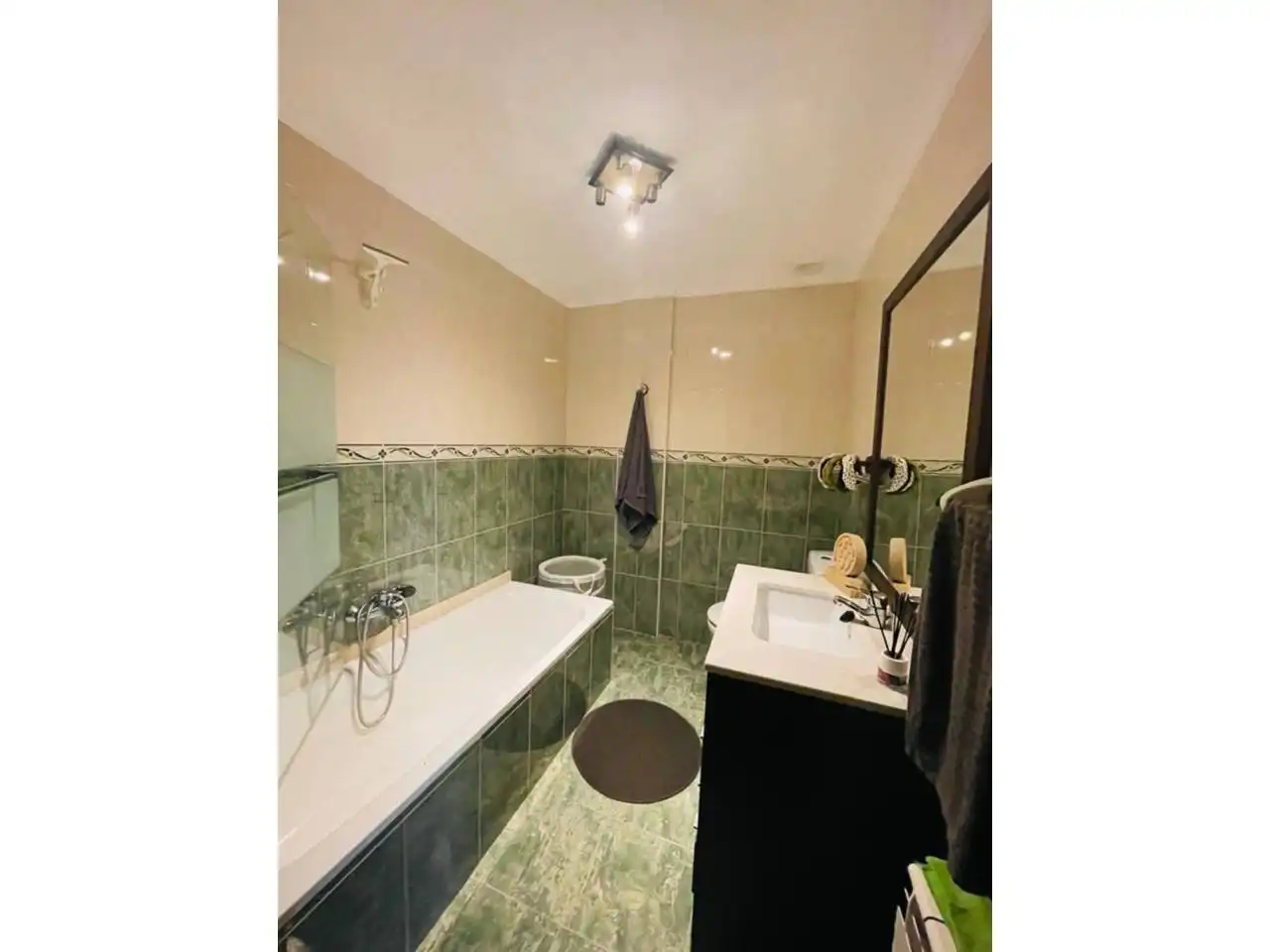 Baño de Casa adosada en venta en Santa María de Cayón con Calefacción, Terraza y Amueblado