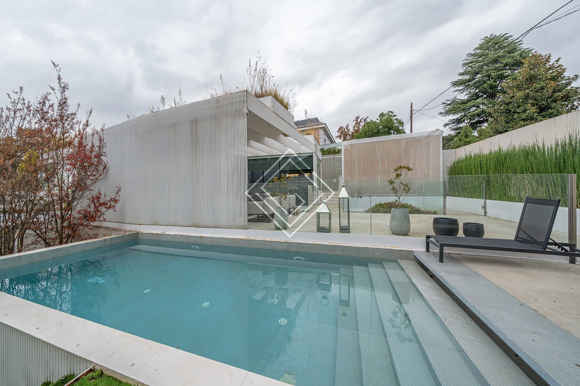 Piscina de Casa o xalet en venda en  Madrid Capital amb Aire condicionat, Terrassa i Traster