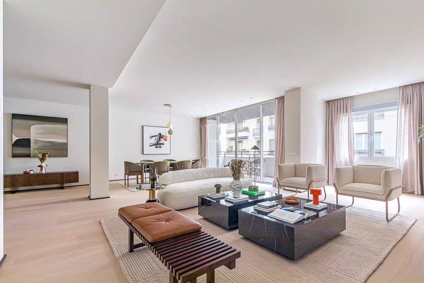 Living room of Flat for sale in  Madrid Capital  with Air Conditioner, Heating and Terrace