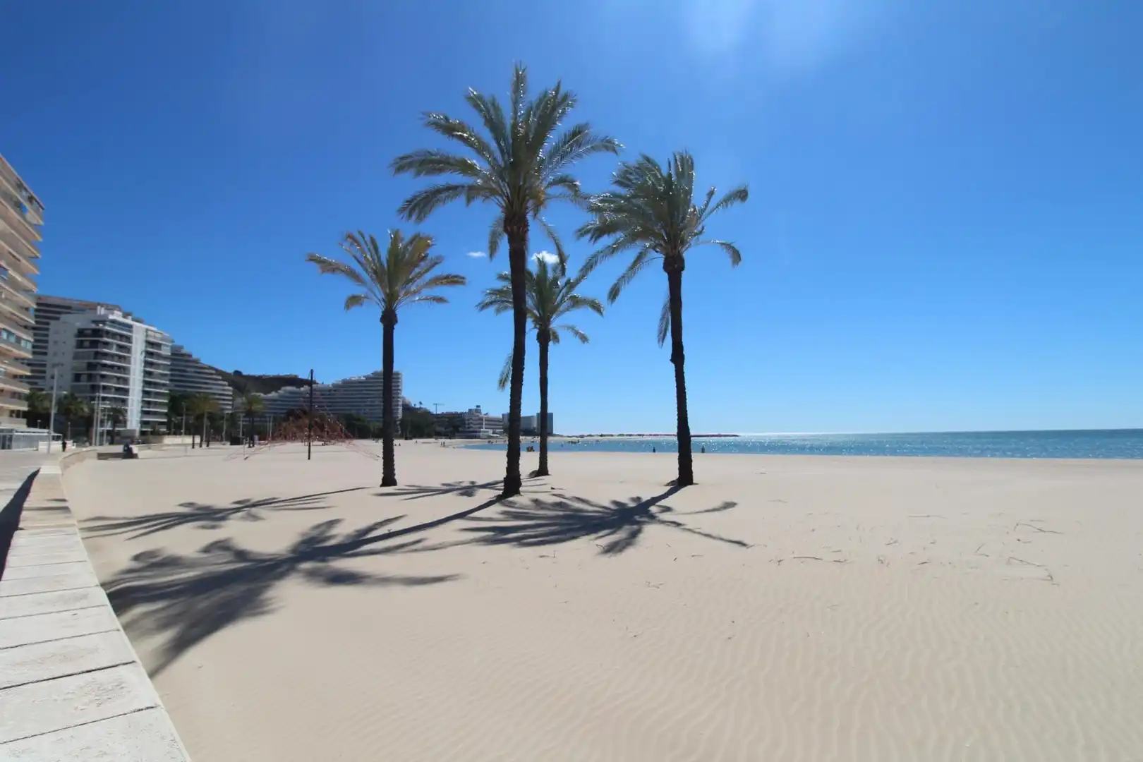 Vista exterior de Apartamento en venta en Cullera con Terraza, Amueblado y Balcón
