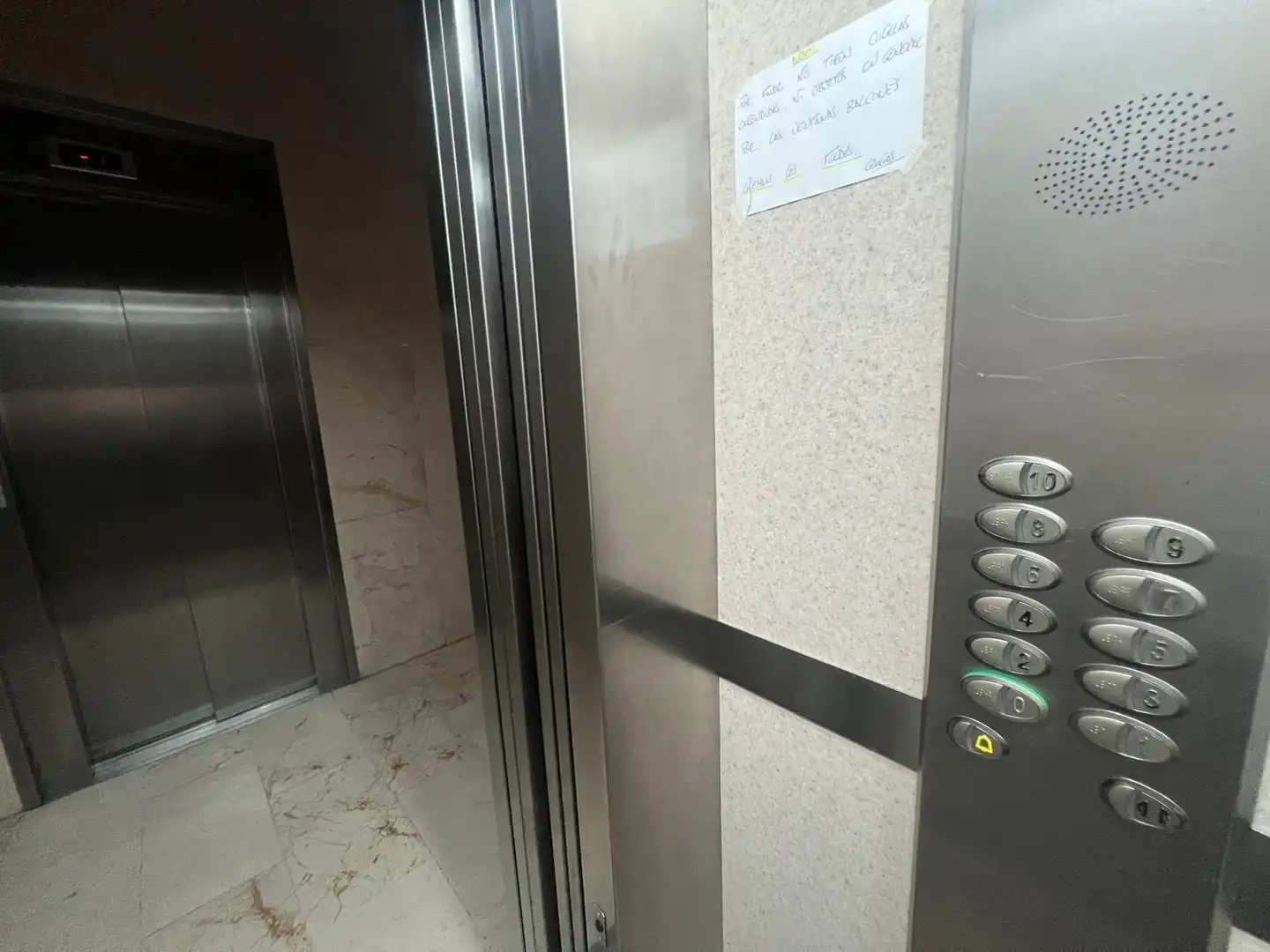 Flat for rent in Valencia  with Private garden, Terrace and Furnished