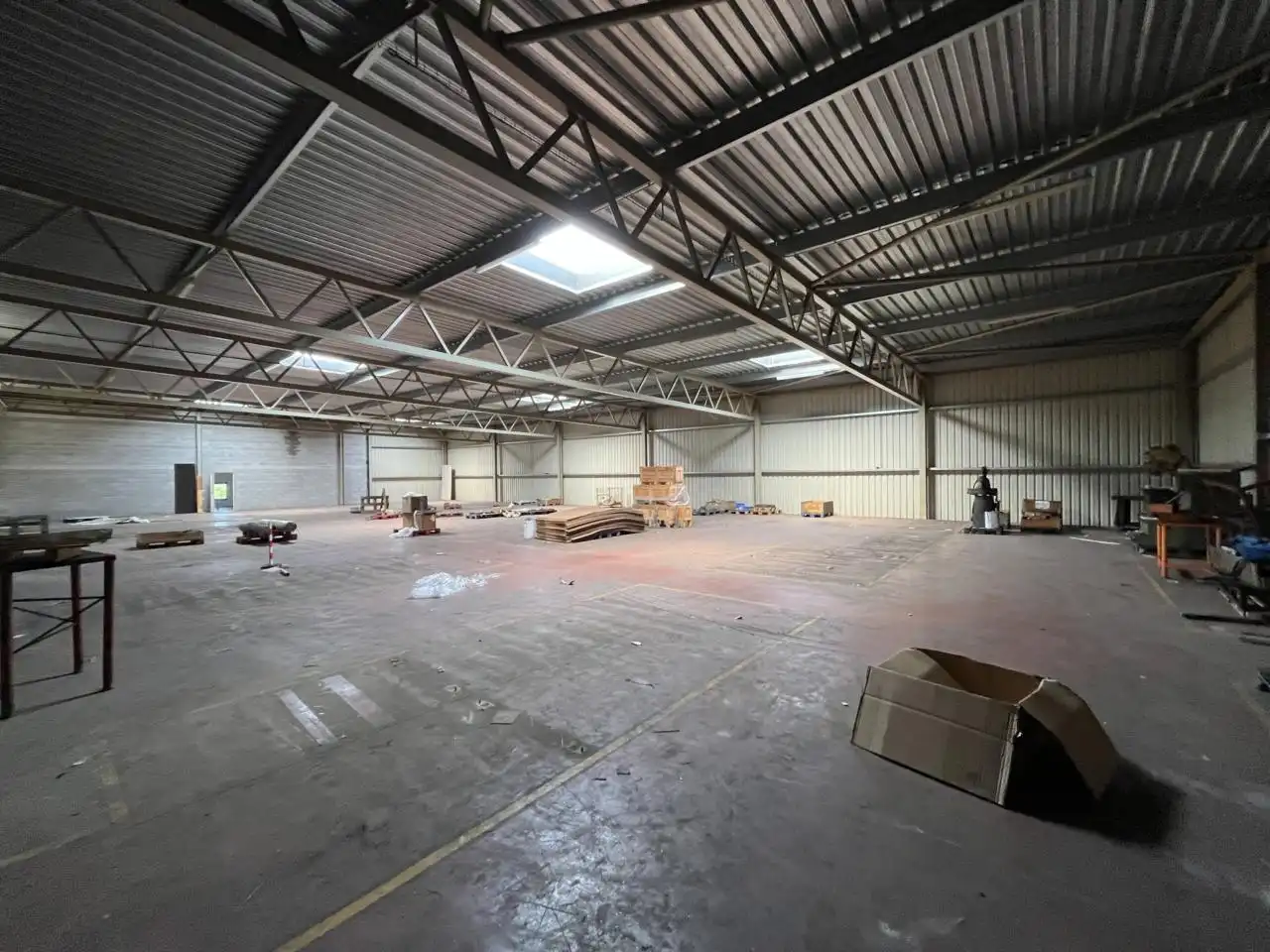 Nave industrial en venta en Manlleu con Alarma