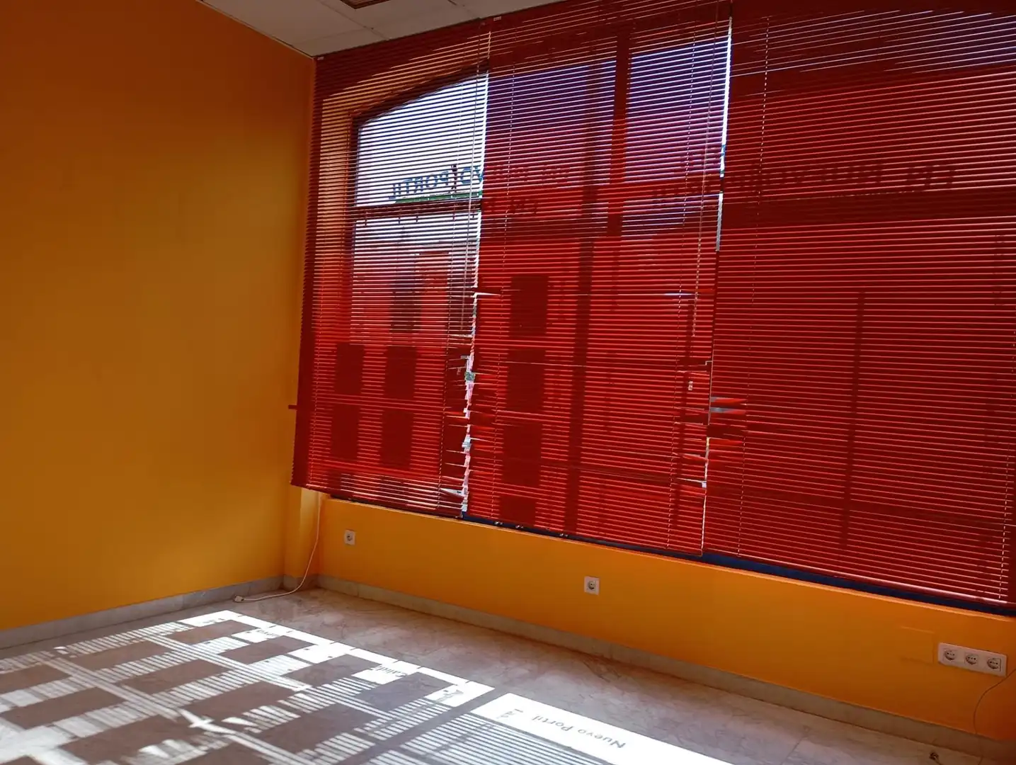 Local commercial à louer à El Portil, imagen 8