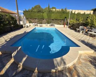 Piscina de Casa o xalet en venda en San Vicente del Raspeig / Sant Vicent del Raspeig amb Aire condicionat, Jardí privat i Terrassa