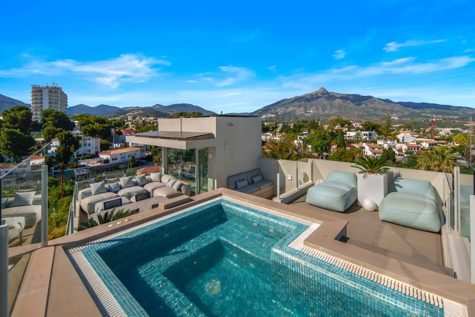 Casa amb piscina en venda a Nueva Andalucía, imagen 12