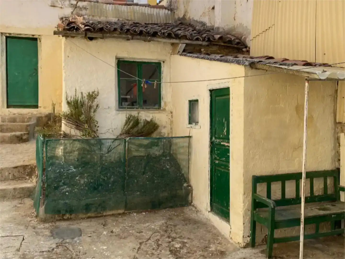 Vista exterior de Planta baja en venta en Sahagún