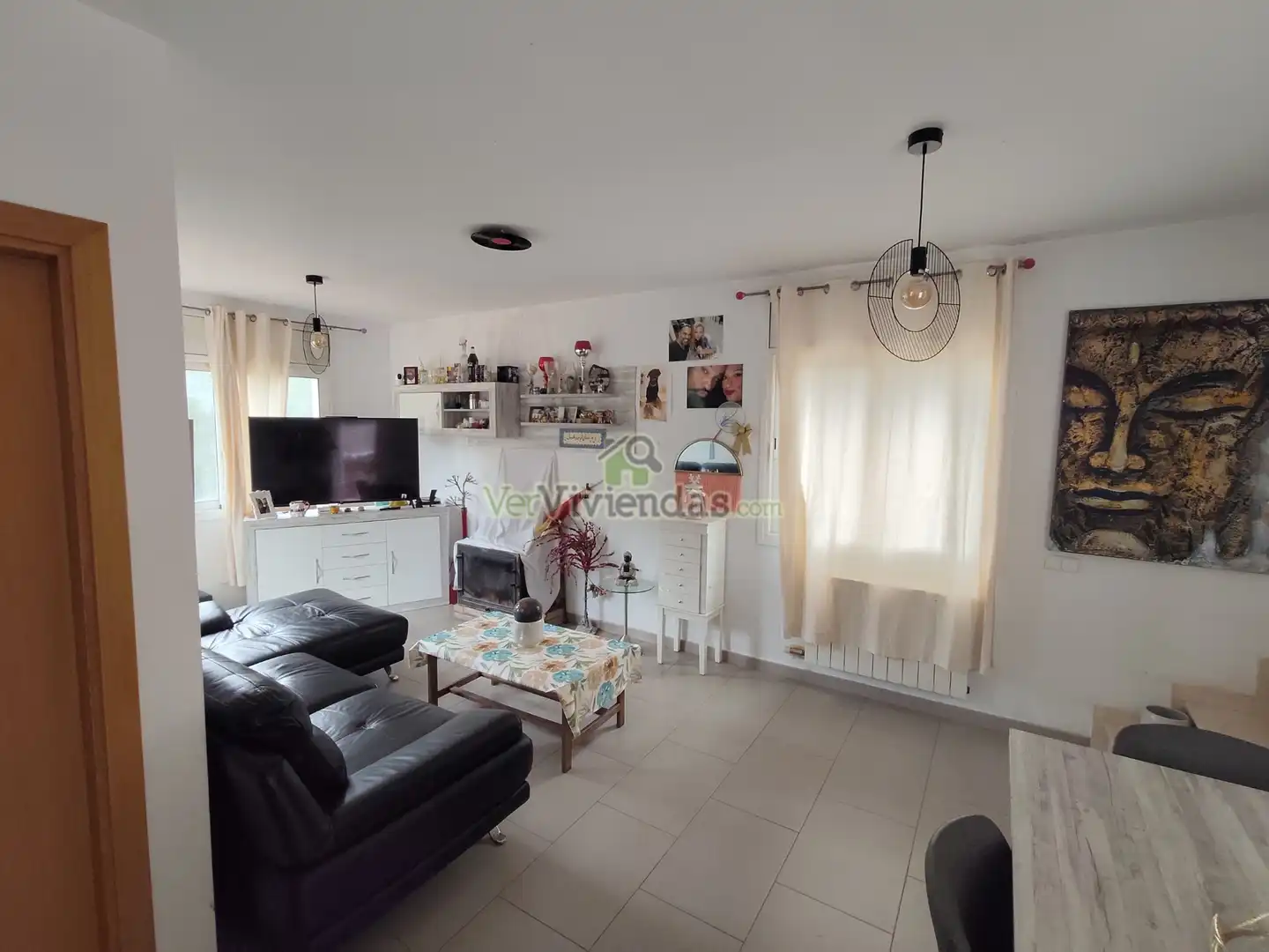 Sala de estar de Casa o chalet en venta en Corbera de Llobregat con Calefacción, Jardín privado y Parquet