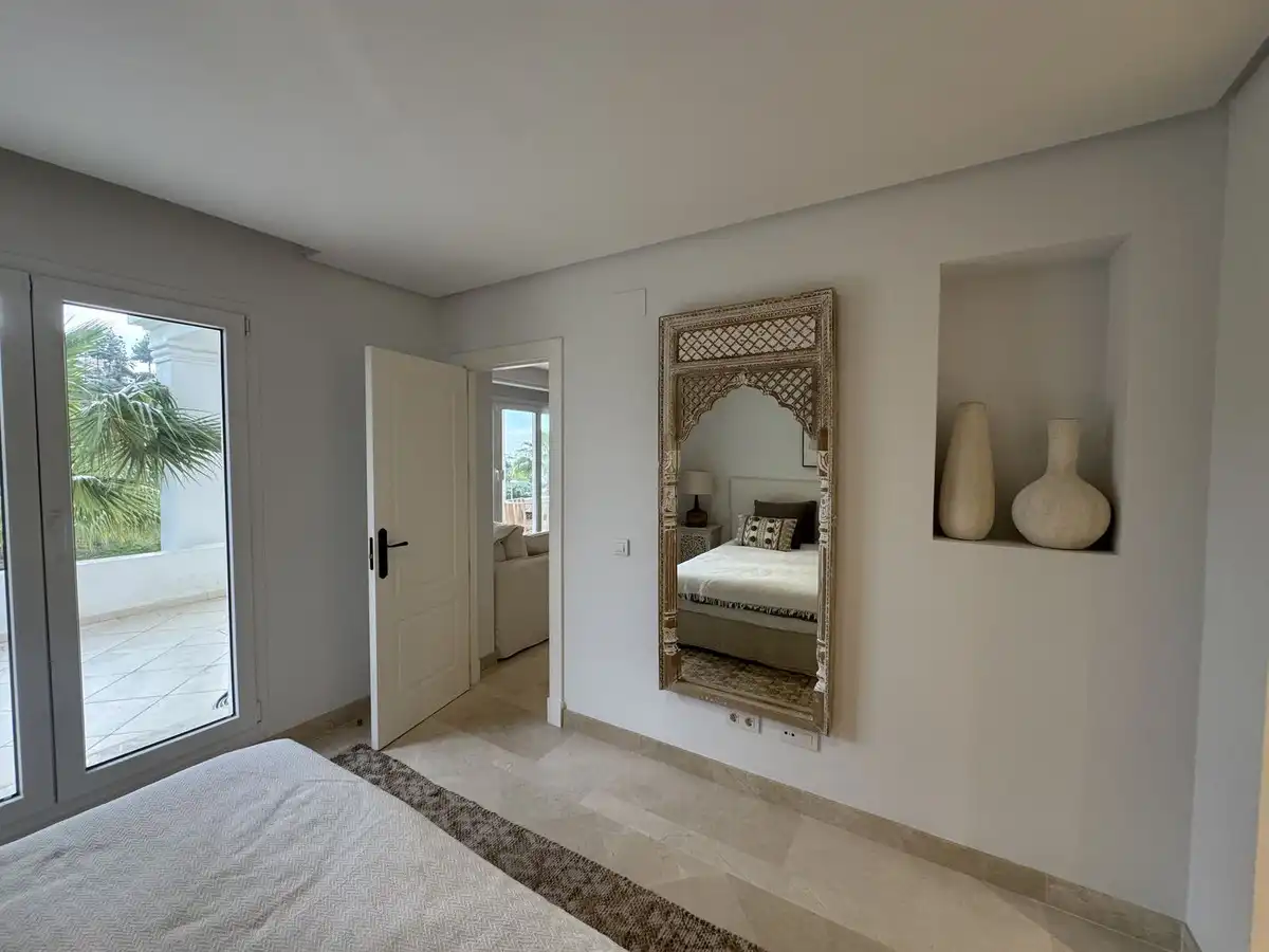 Flat with lift for sale in Nueva Andalucía, imagen 12