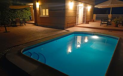 Swimming pool of House or chalet for sale in Aranjuez  with Air Conditioner, Heating and Private garden