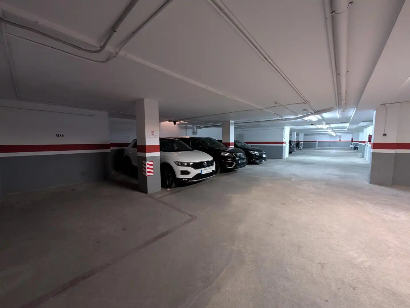 Parking de Ático en venta en Gandia con Terraza, Trastero y Balcón