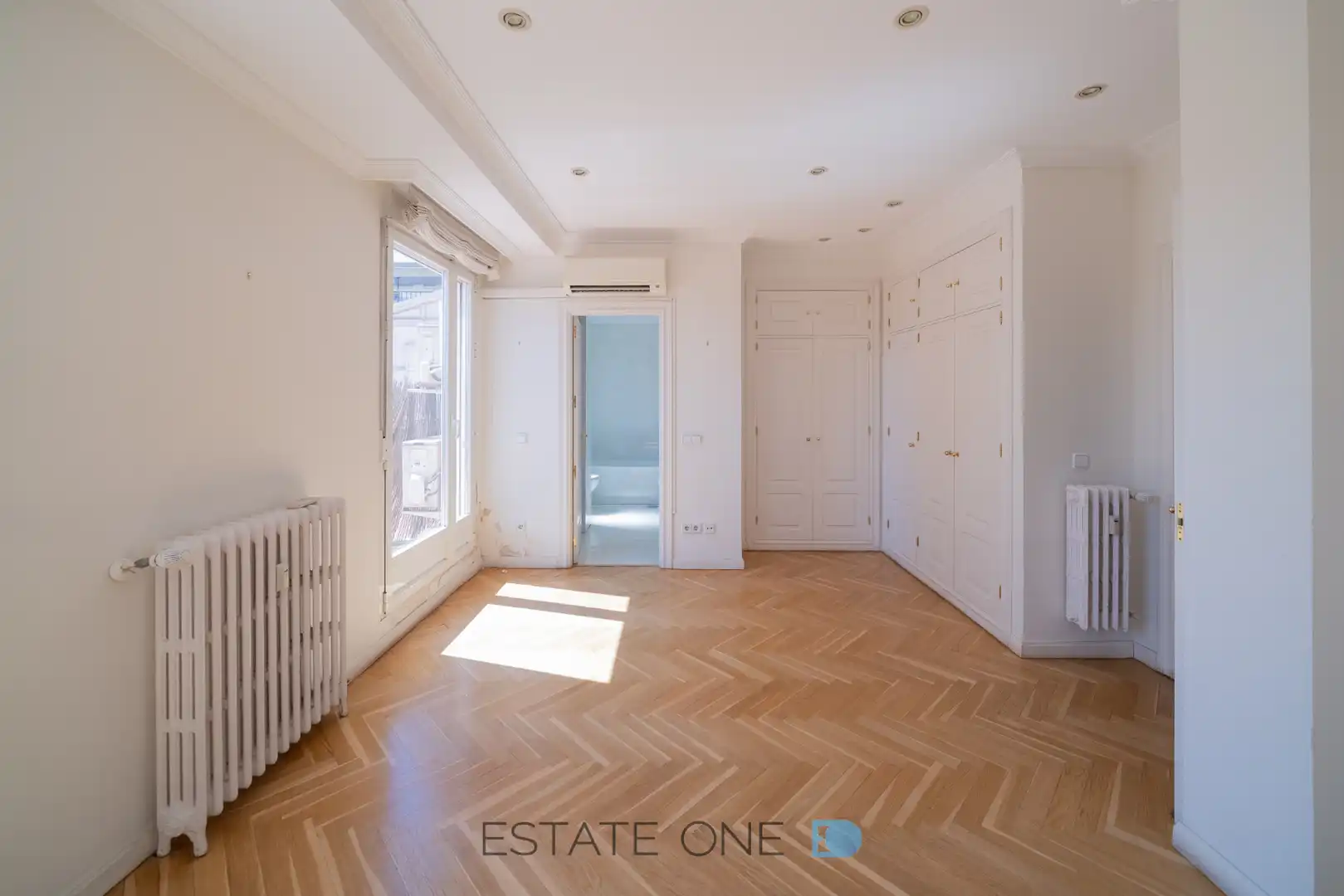 Habitación de Ático de alquiler en Madrid con Aire acondicionado, Calefacción y Terraza