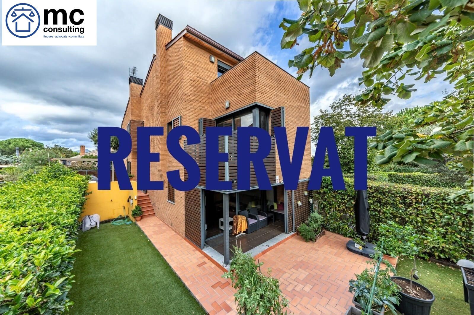 Vista exterior de Casa adosada en venta en L'Ametlla del Vallès con Aire acondicionado, Calefacción y Jardín privado