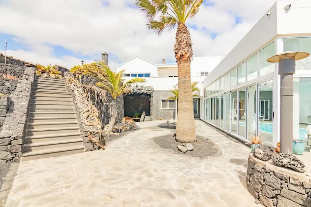 Vista exterior de Casa o chalet en venta en Haría con Terraza y Balcón