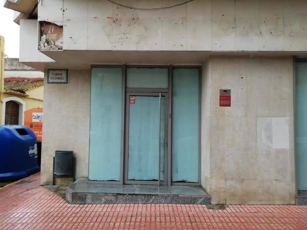 Local comercial en Alquiler en C/ Avencedrell en Xeraco
