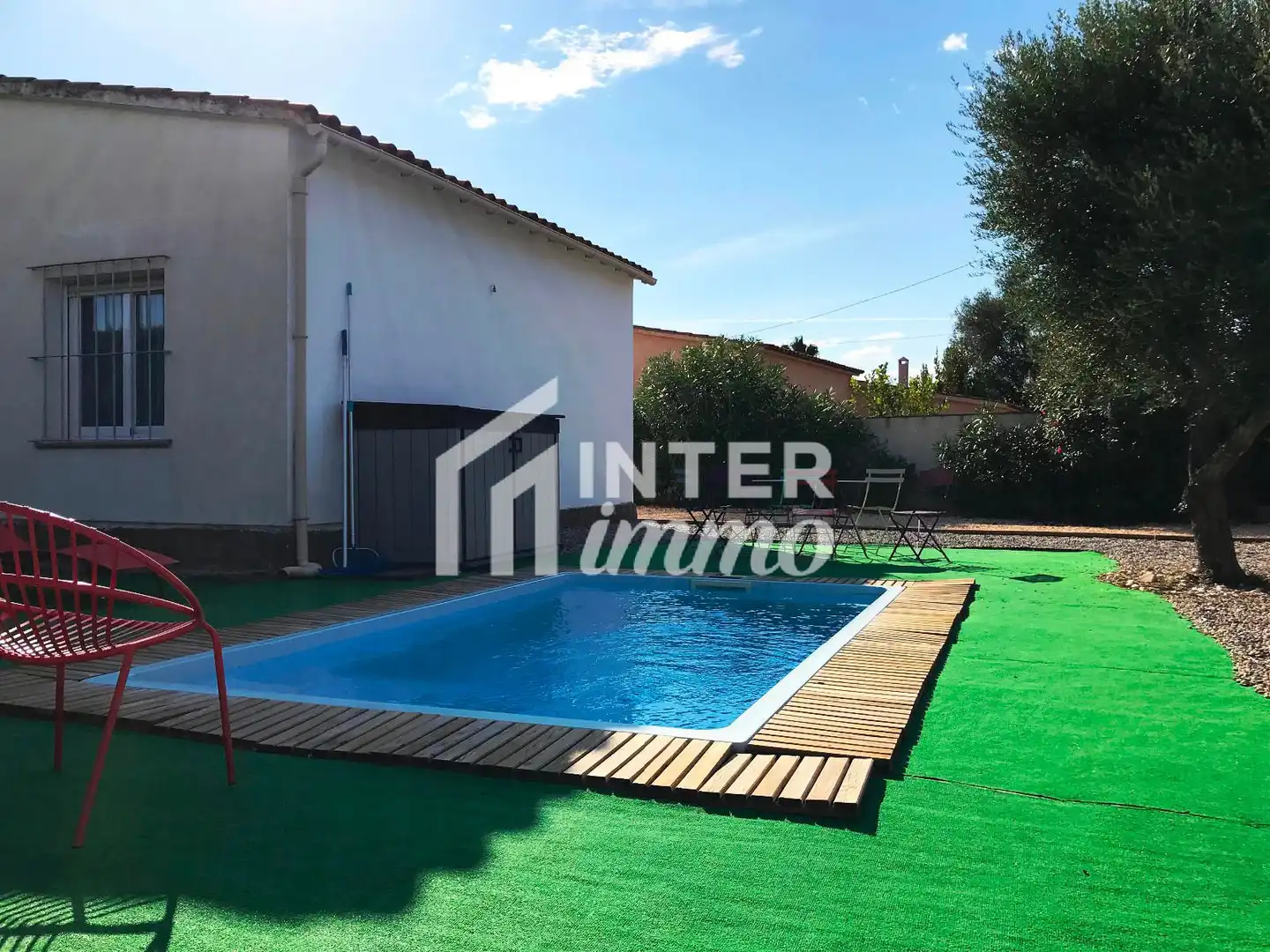 Casa con piscina en venta en Calle Urgell 11, imagen 2
