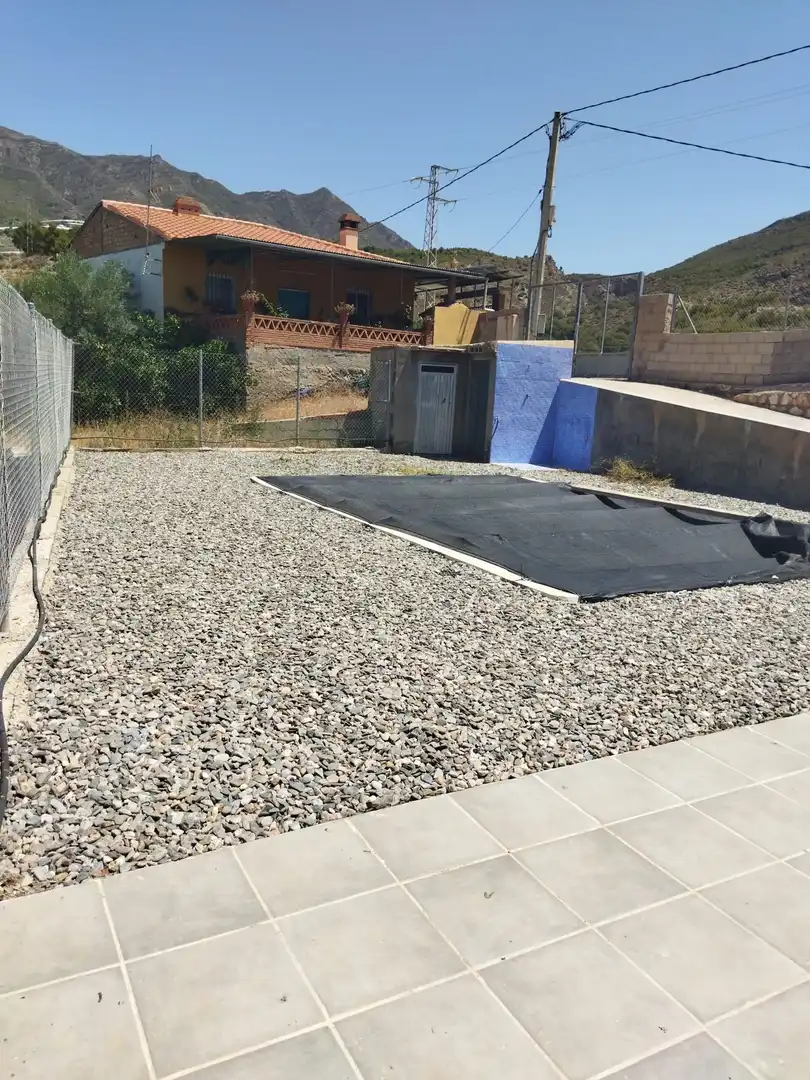 Casa rústica amb piscina en venda a Motril  ciudad