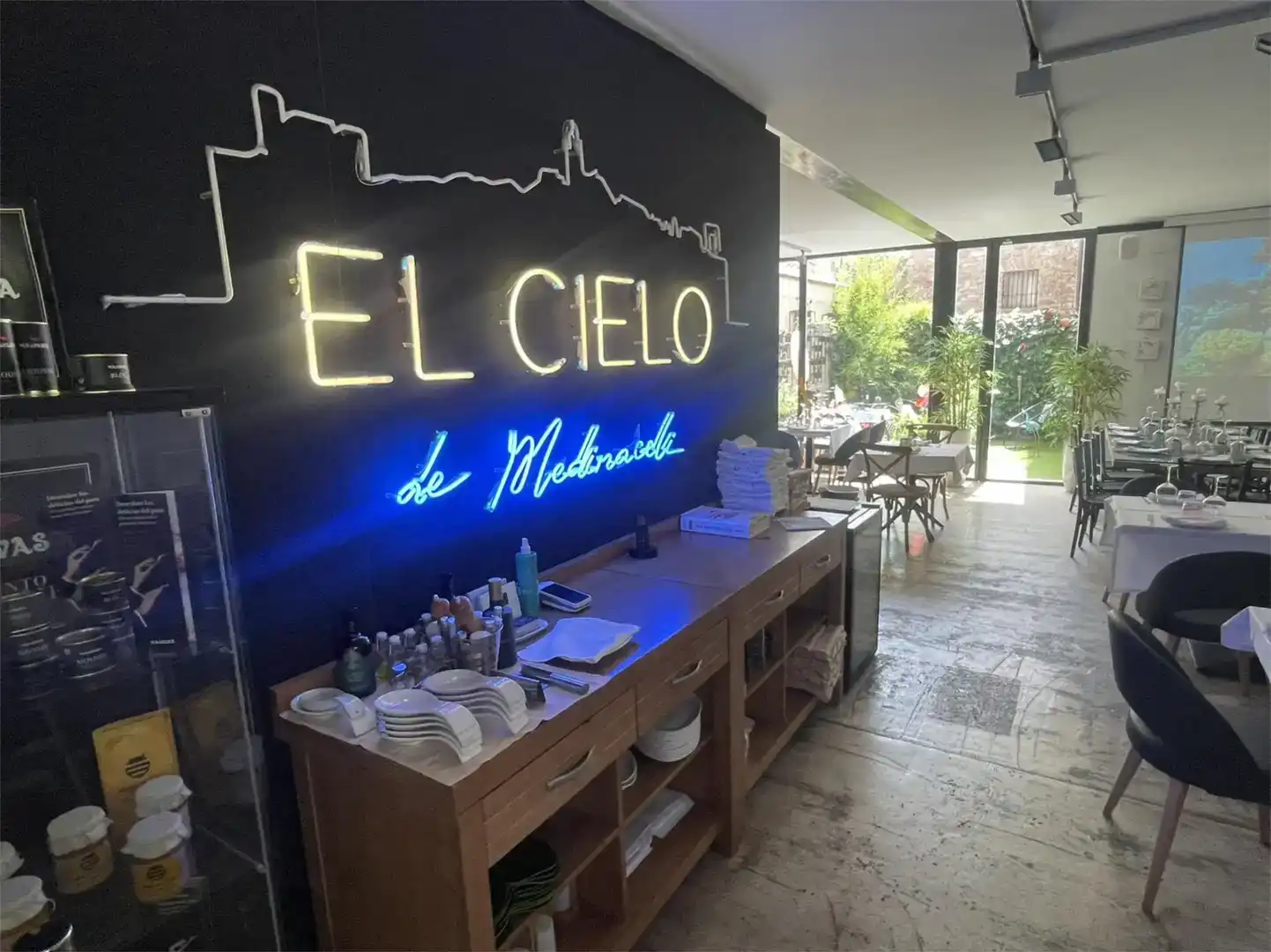 Local en venta en Medinaceli con Aire acondicionado