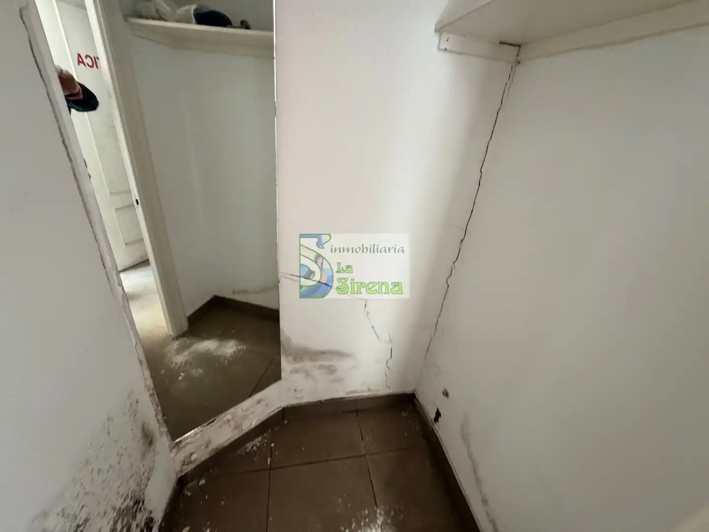 Local en venta en Castro-Urdiales con Alarma