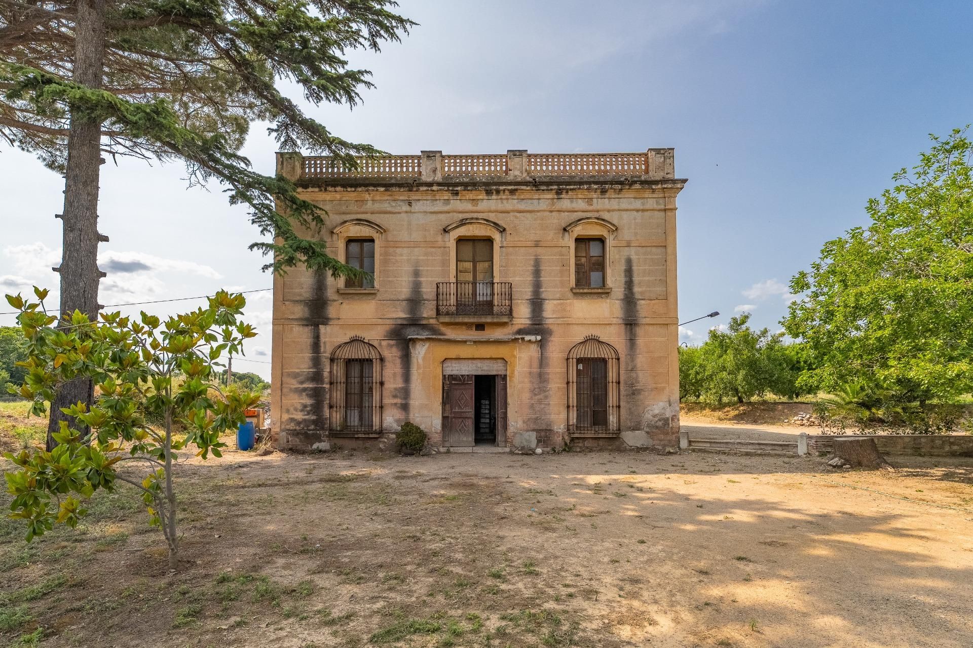 Exterior view of Country house for sale in Reus  with Private garden and Swimming Pool