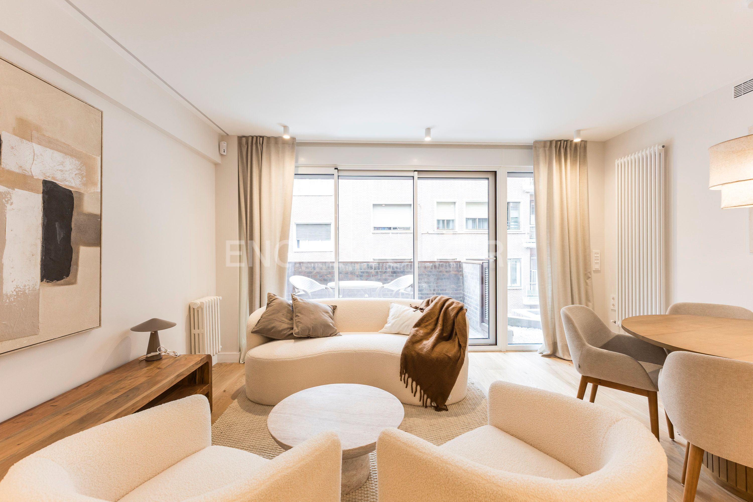 Living room of Apartment to rent in  Madrid Capital  with Air Conditioner, Heating and Terrace