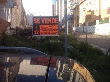 Terreno residenziale in vendita a Avenida Agustín Bálsamo 20