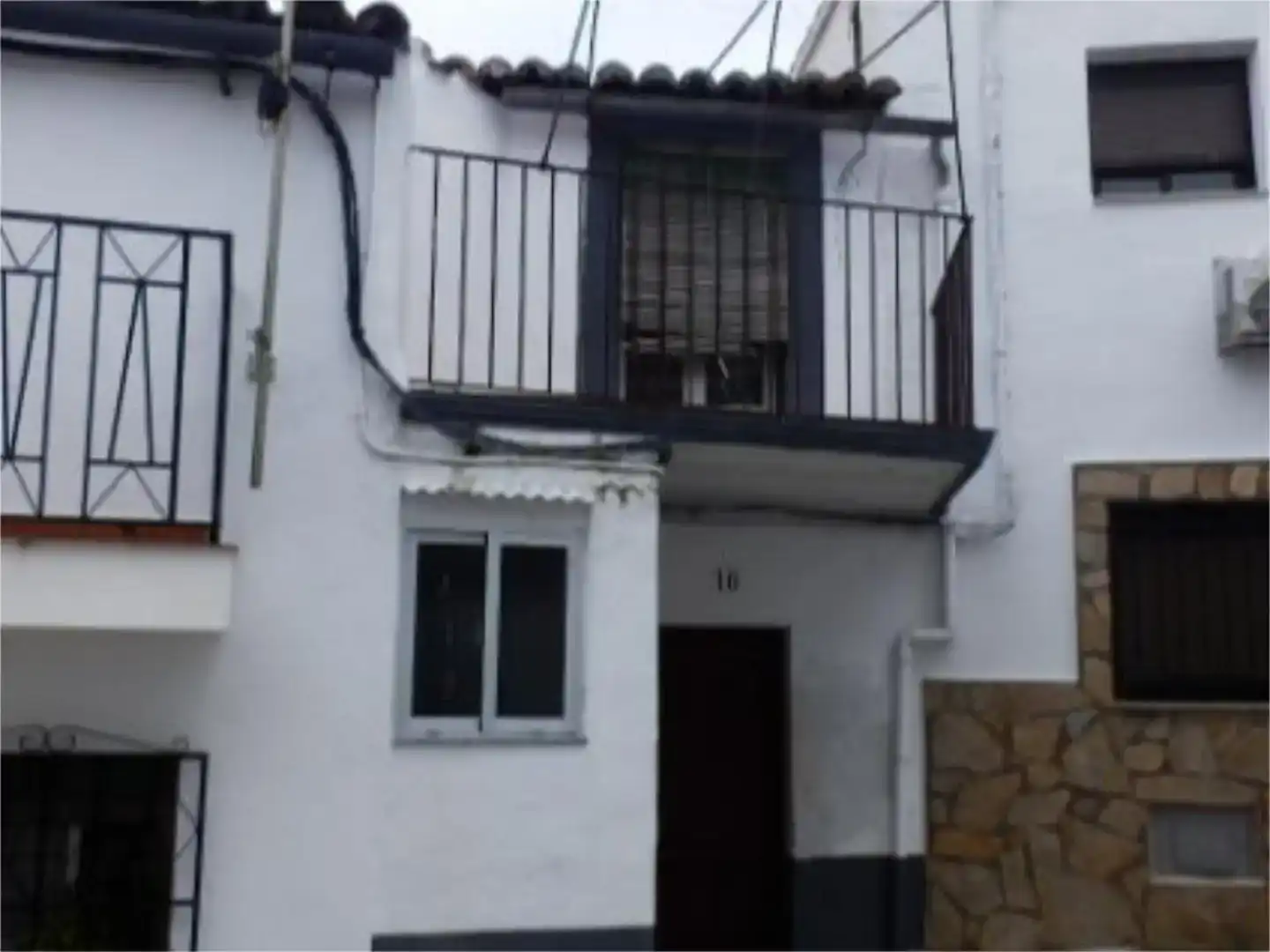 Vista exterior de Casa adosada en venta en Villar de Plasencia, Cáceres