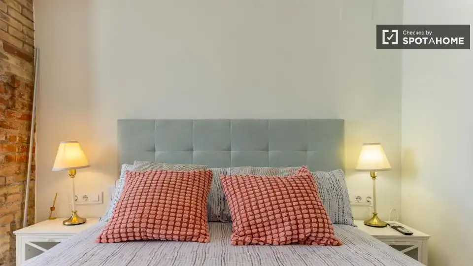 Appartamento con terrazza in affitto a Poblats Marítims, imagen 18