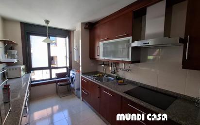 Cuina de Apartament en venda en Boiro amb Calefacció i Moblat