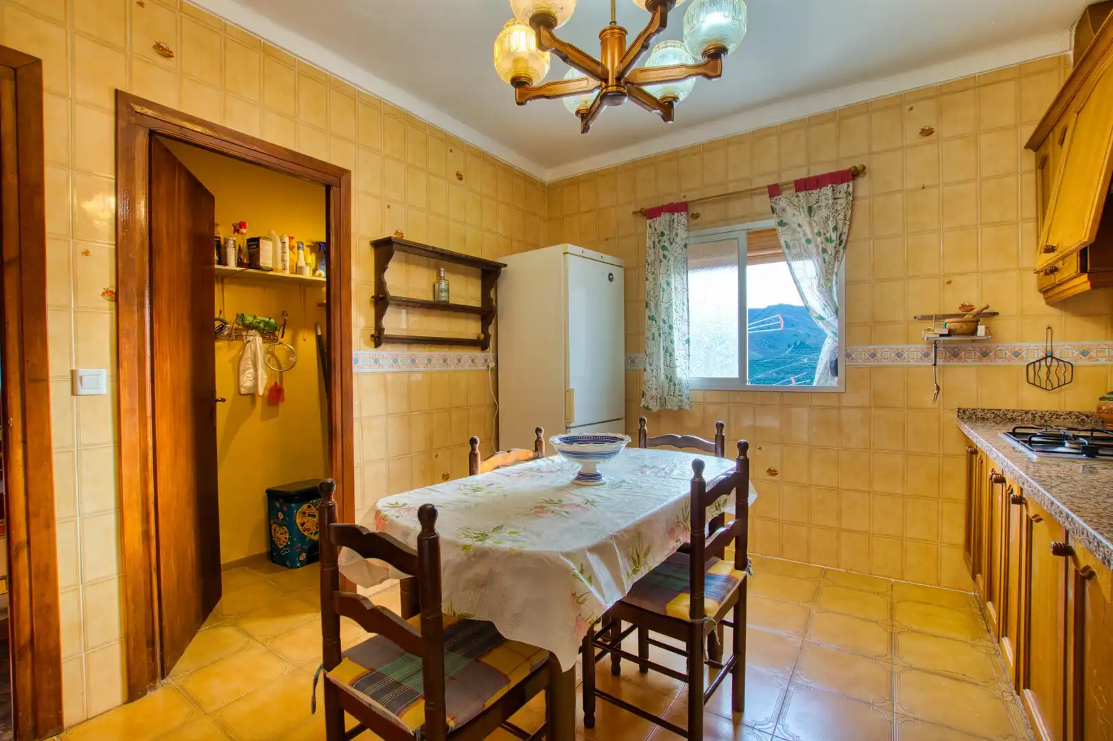 Comedor de Casa adosada en venta en Benamargosa
