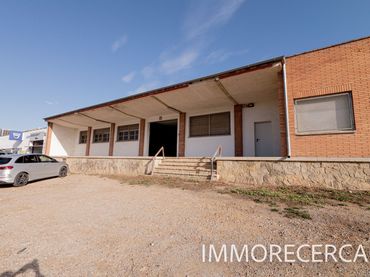 Nau industrial de lloguer a Torroella de Montgrí