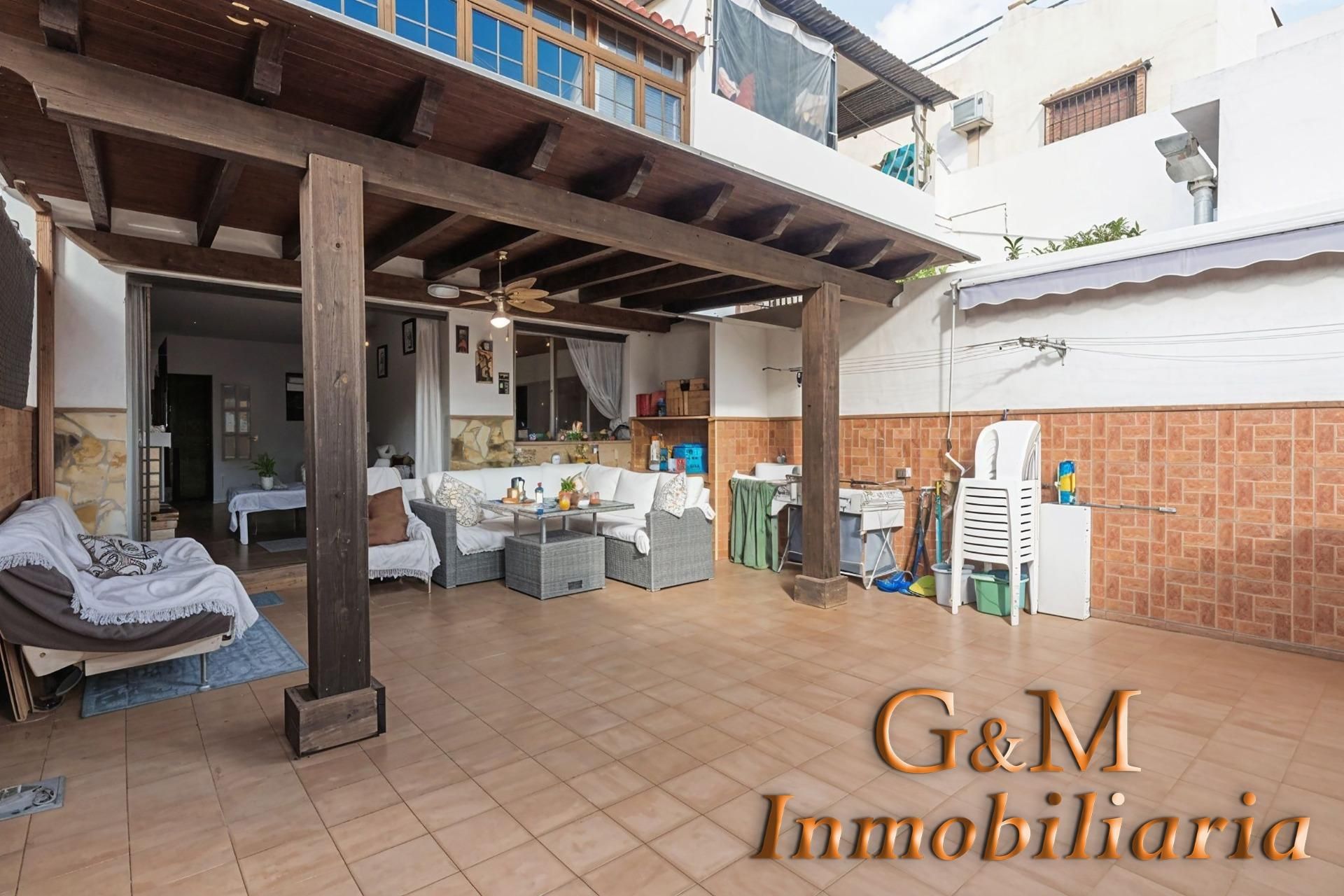 Jardí de Casa adosada en venda en Málaga Capital amb Aire condicionat, Terrassa i Traster