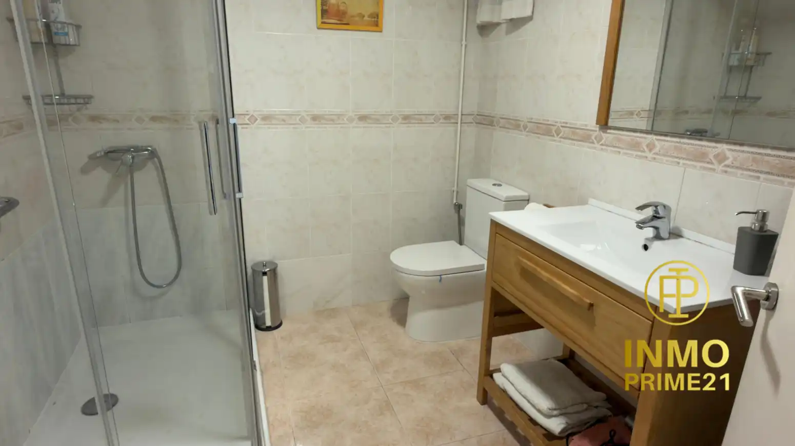 Badezimmer von Wohnung zum Verkauf in San Vicente de la Barquera mit Heizung, Privatgarten und Parkett