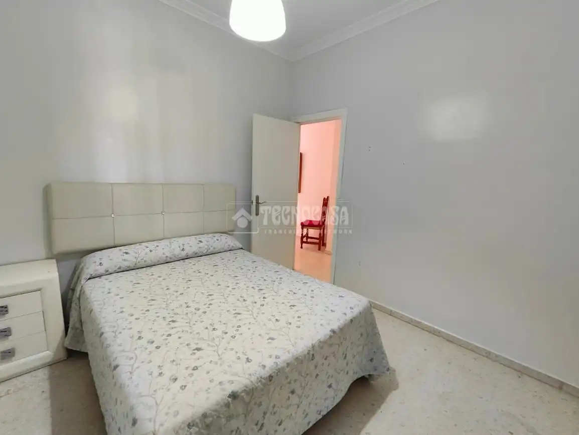 Dormitori de Casa o xalet en venda en Los Palacios y Villafranca amb Aire condicionat